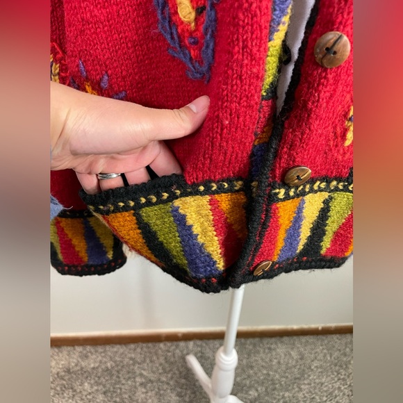 Newari Icelandic Design Handcrafted in Napal 100% Wool Embroidered Cardigan M - Picture 3 of 8